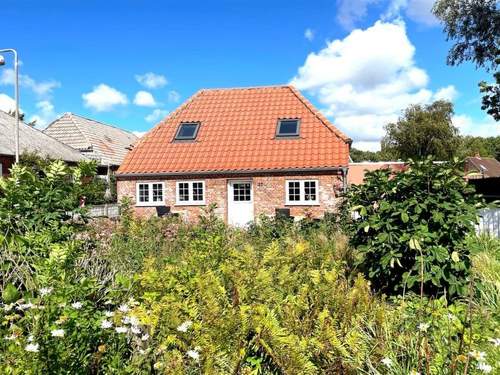 Ferienhaus Arnora - 48km from the sea