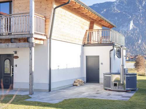 Ferienhaus Chalet mit Sauna&Hot Tub für 10 Personen