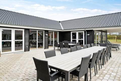 Ferienunterkunft in Grenaa (24 Personen)