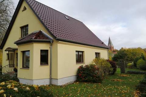 Karins Ferienwohnung - Ferienunterkunft in Neubukow (2 Personen)