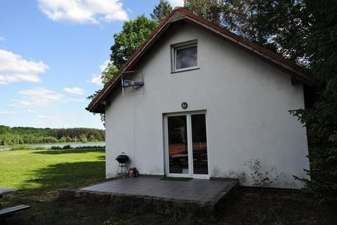 Holiday home in Szczecin for 6 persons at the lake - Ferienhaus in Szczecin (6 Personen)