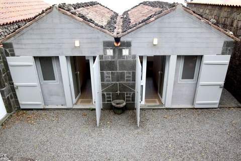 Small semi-detached holiday home in Santo Amaro - Ferienhaus in Santo Amaro (2 Personen)