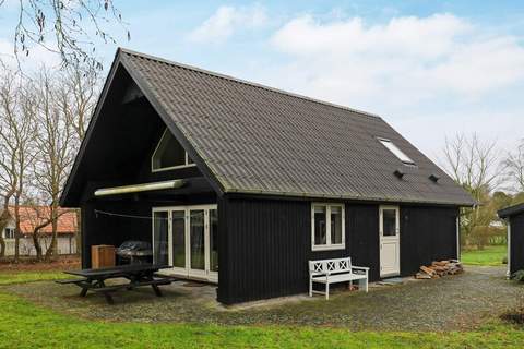 Ferienhaus in Millinge (5 Personen)