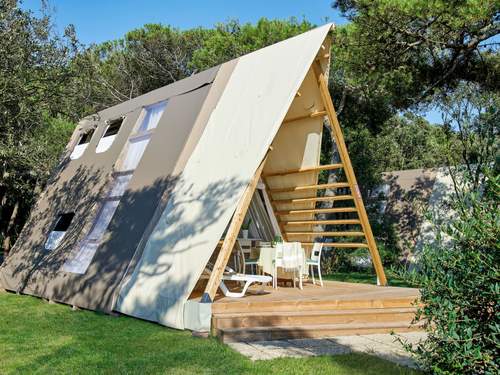 Ferienhaus Luxury Tent  in 
Baia Domizia (Italien)