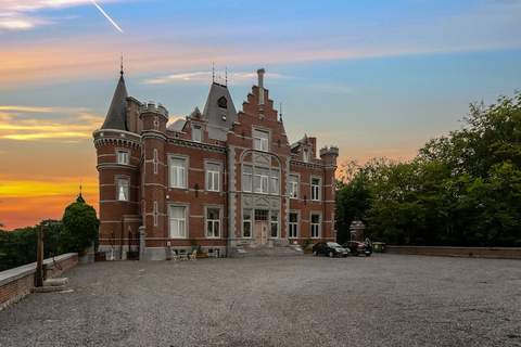 Château de Goyet 40 p - Ferienunterkunft in Gesves (40 Personen)
