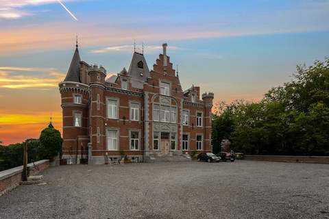 Château de Goyet 40 p - Schloss in Gesves (40 Personen)