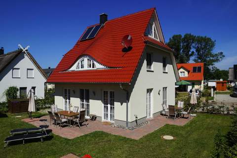 Ferienhaus Nachtigall in Glowe-bis zu 6 Pers - Ferienunterkunft in Glowe (6 Personen)