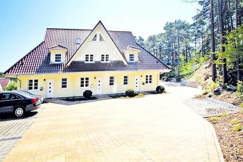 Dünenwaldhaus Mitte - Ferienunterkunft in Trassenheide (8 Personen)