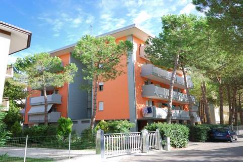 Apartment building Condominio Tiepolo e Tiziano BibioneB 32 - Ferienunterkunft in Bibione (5 Personen)