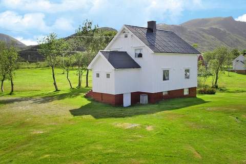 Ferienunterkunft in Bøstad (7 Personen)