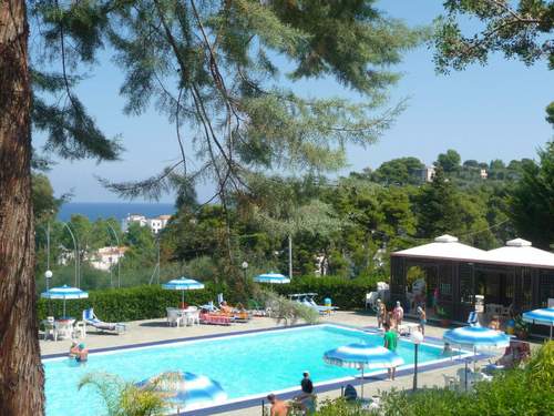 Ferienhaus Internazionale Camping Village  in 
San Menaio (Italien)