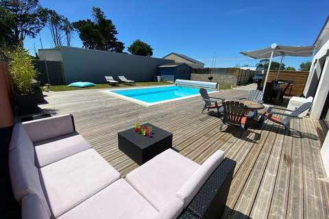 Holiday home with private pool Ploemeur - Ferienhaus in Ploemeur (6 Personen)