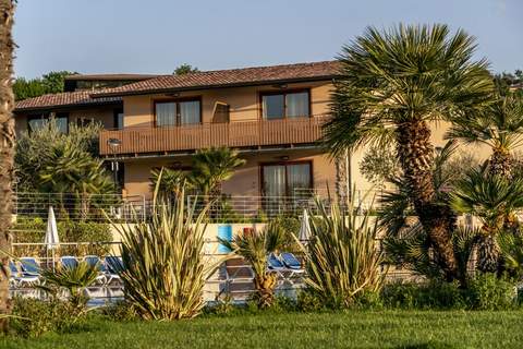 Residence Onda Blu Manerba - Mono Sup - - Ferienunterkunft in Manerba sul Garda (2 Personen)