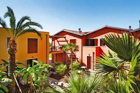 Residence Eden, Peschiera-mono - Ferienunterkunft in Peschiera (2 Personen)