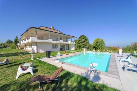 Il Panorama Trenta - Ferienunterkunft in Tavullia (30 Personen)