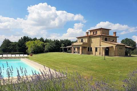 Luna Chiara - Ferienhaus in Sanfatucchio (16 Personen)