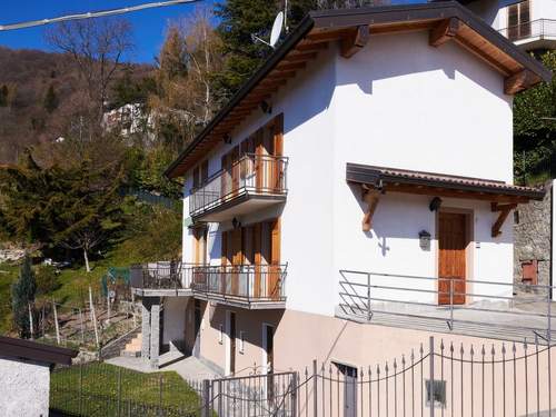 Ferienhaus Casa del Sole  in 
Casasco d'Intelvi (Italien)