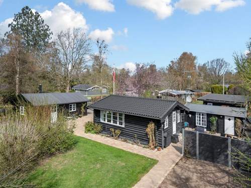 Ferienhaus Gunnhild - 500m from the sea