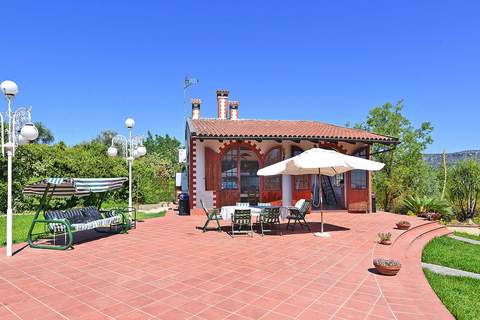 holiday home Solarino-Casa mit Pool - Ferienhaus in Solarino (4 Personen)