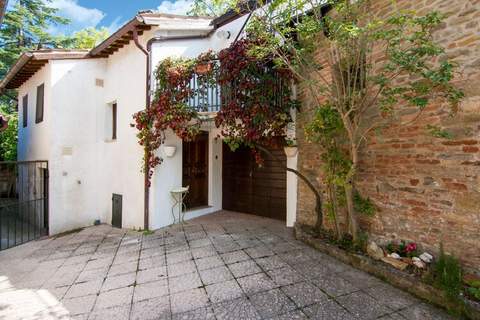 Fattoria 19 - Ferienunterkunft in Amandola (19 Personen)