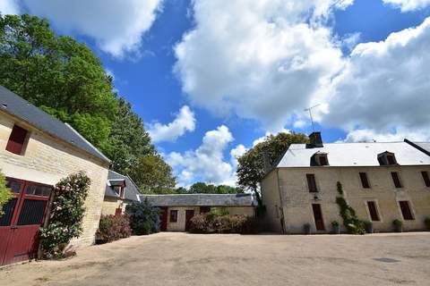 Gite de Luxe 6 pers Domaine Château - Landhaus in Lantheuil (6 Personen)