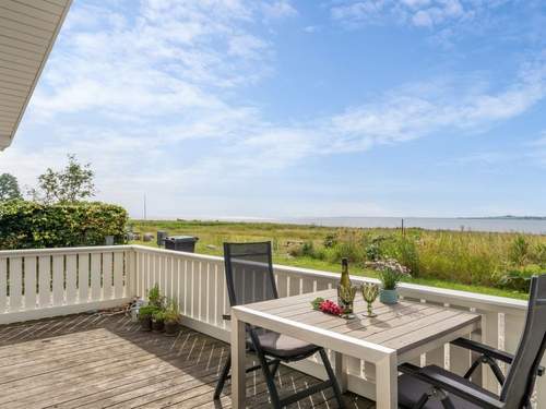 Ferienhaus Liutulf - 40m from the sea