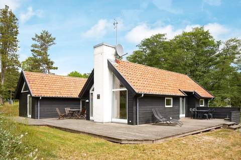 Ferienhaus in Aakirkeby (6 Personen)