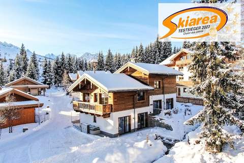 Pinzgauer Almhütte - Ferienunterkunft in Königsleiten (12 Personen)
