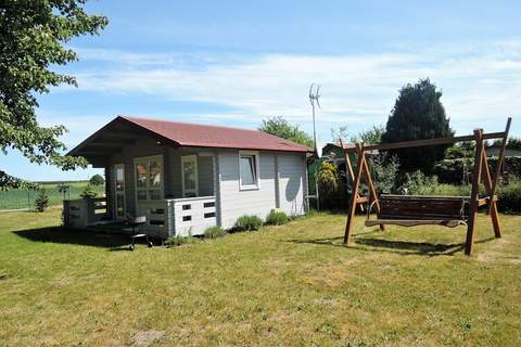 Bungalow Pod lipą Wrzosowo - Ferienunterkunft in Wrzosowo (4 Personen)