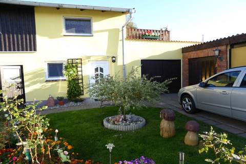 Kleintierbauernhof mit Fernblick-Terrasse - Ferienhaus in Zweedorf (4 Personen)