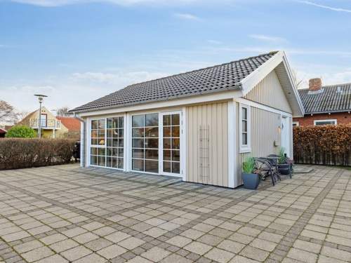 Ferienhaus Alwina - 1.5km from the sea