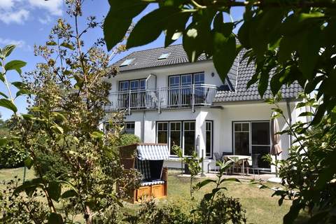Bernstein mit Balkon am Sandstrand - Ferienunterkunft in Graal-Müritz (4 Personen)