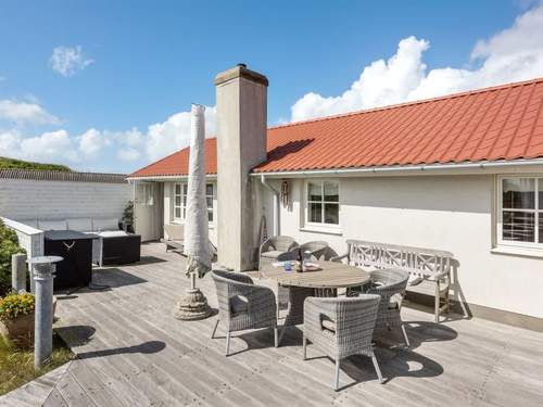 Ferienhaus Heilo -  from the sea