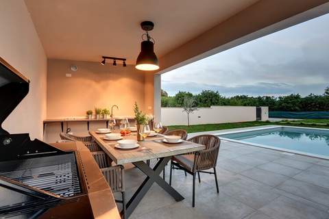 Villa Lobe - Ferienunterkunft in Pula (6 Personen)