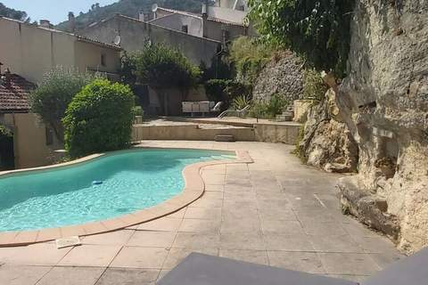Pool & View Village home - Ferienhaus in Meounes-les-Montrieux (5 Personen)