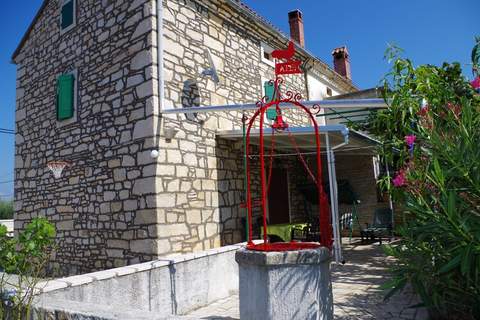House Graciela - Ferienunterkunft in Rakalj-Krnica (4 Personen)