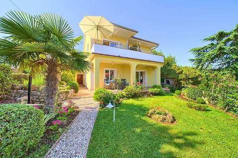 Apartment Zlendić 2 /PR - Ferienunterkunft in Malinska (2 Personen)