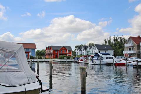 Appartementhaus am Leuchtturm / Fewo Werder 30 qm - Ferienunterkunft in Plau am See (2 Personen)