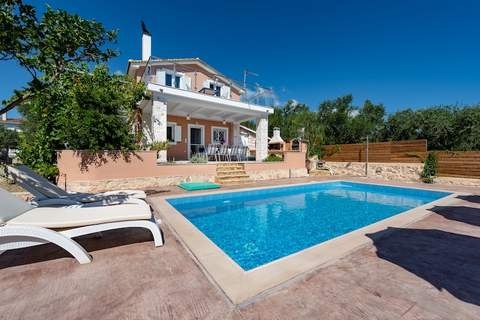 Villa Antonio - Ferienunterkunft in Ζakynthos (6 Personen)