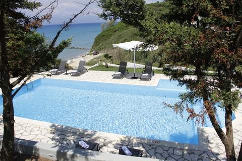 Yialos Villa - Ferienunterkunft in Corfu (9 Personen)