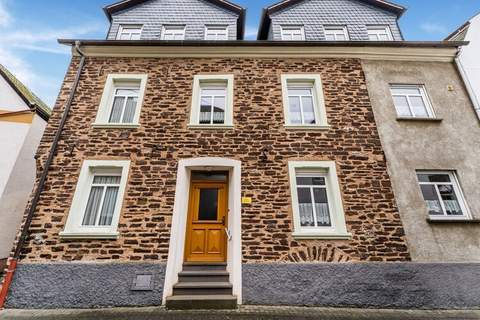 Ferien-Weingut Kirch - Appartement in Ediger-Eller (4 Personen)