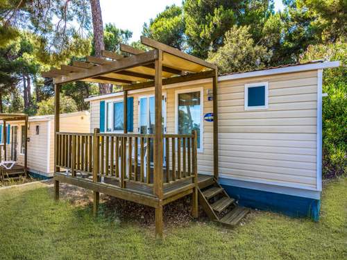 Ferienhaus Camping Village Poljana  in 
Losinj / Mali Losinj (Kroatien)