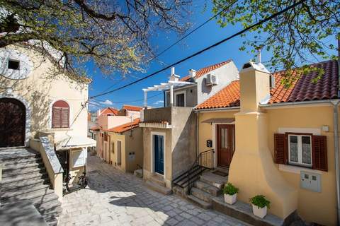 Holiday Home Baska - Ferienunterkunft in Baska (4 Personen)