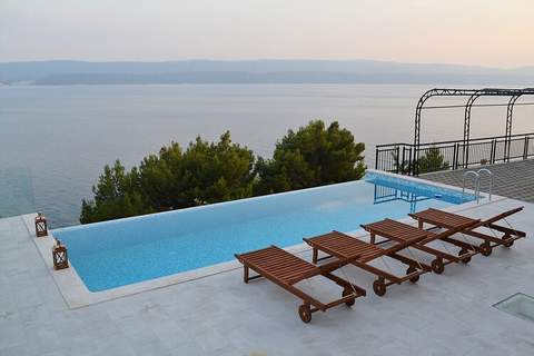 Shared pool apartment David - first floor - Ferienunterkunft in Čelina, Lokva Rogoznica (4 Personen)