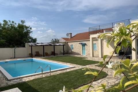 Villa Pištan - Ferienunterkunft in Zadar (6 Personen)