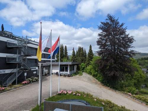 Ferienwohnung Gästehaus Grönebach mit Pool