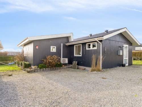 Ferienhaus Gyrid - 150m from the sea