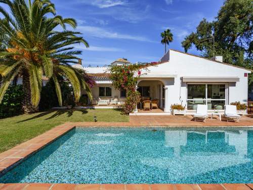 Ferienhaus Villa Alcornoque  in 
Elviria, Marbella (Spanien)