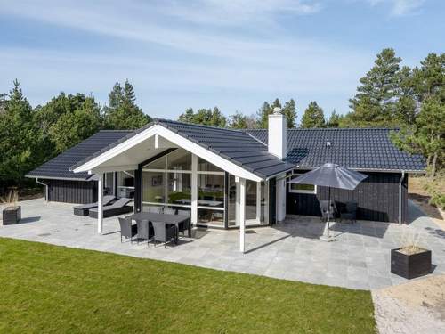 Ferienhaus Dior - all inclusive - 1.4km from the sea in Western Jutland  in 
Blvand (Dnemark)