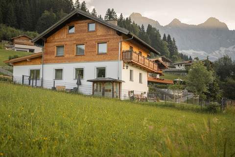 Ferienhaus Dachsteinheim - Ferienunterkunft in Filzmoos (10 Personen)